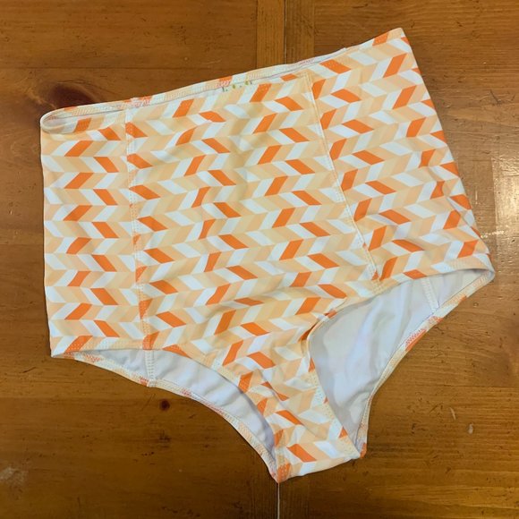 NWOT Kortni Jeane 2-piece bathing suit - Picture 2 of 11